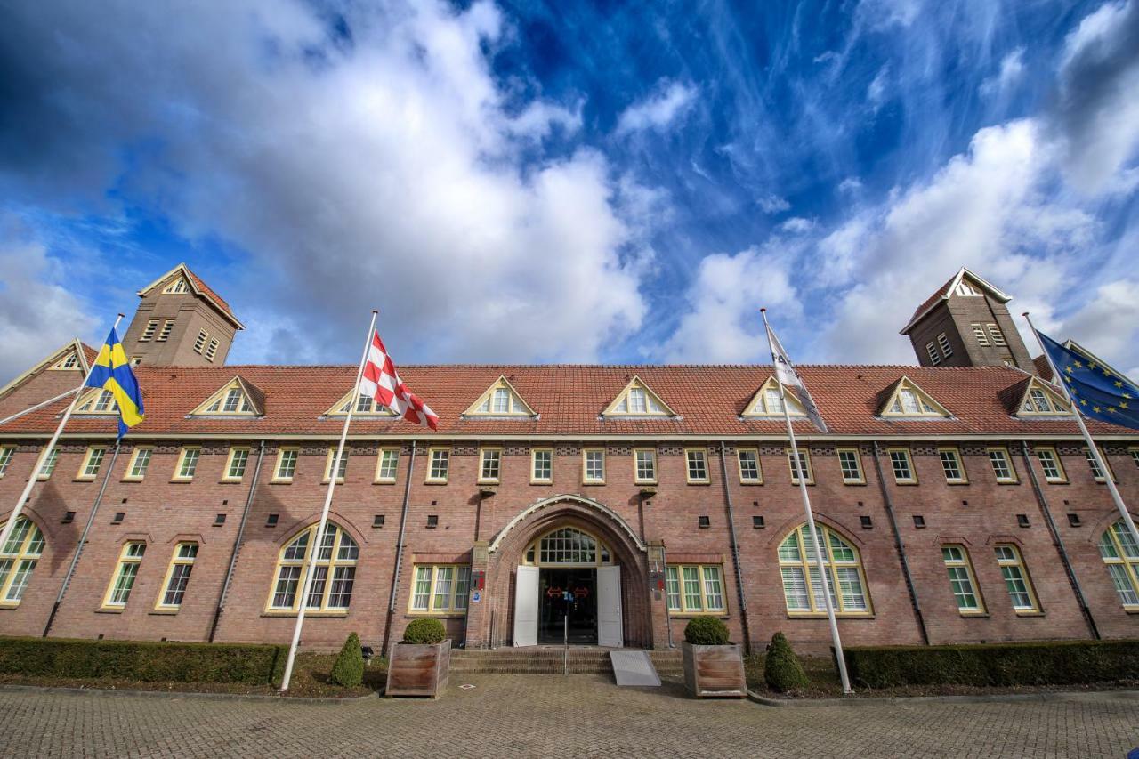 Onderwijshotel De Rooi Pannen Tilburgo Exterior foto